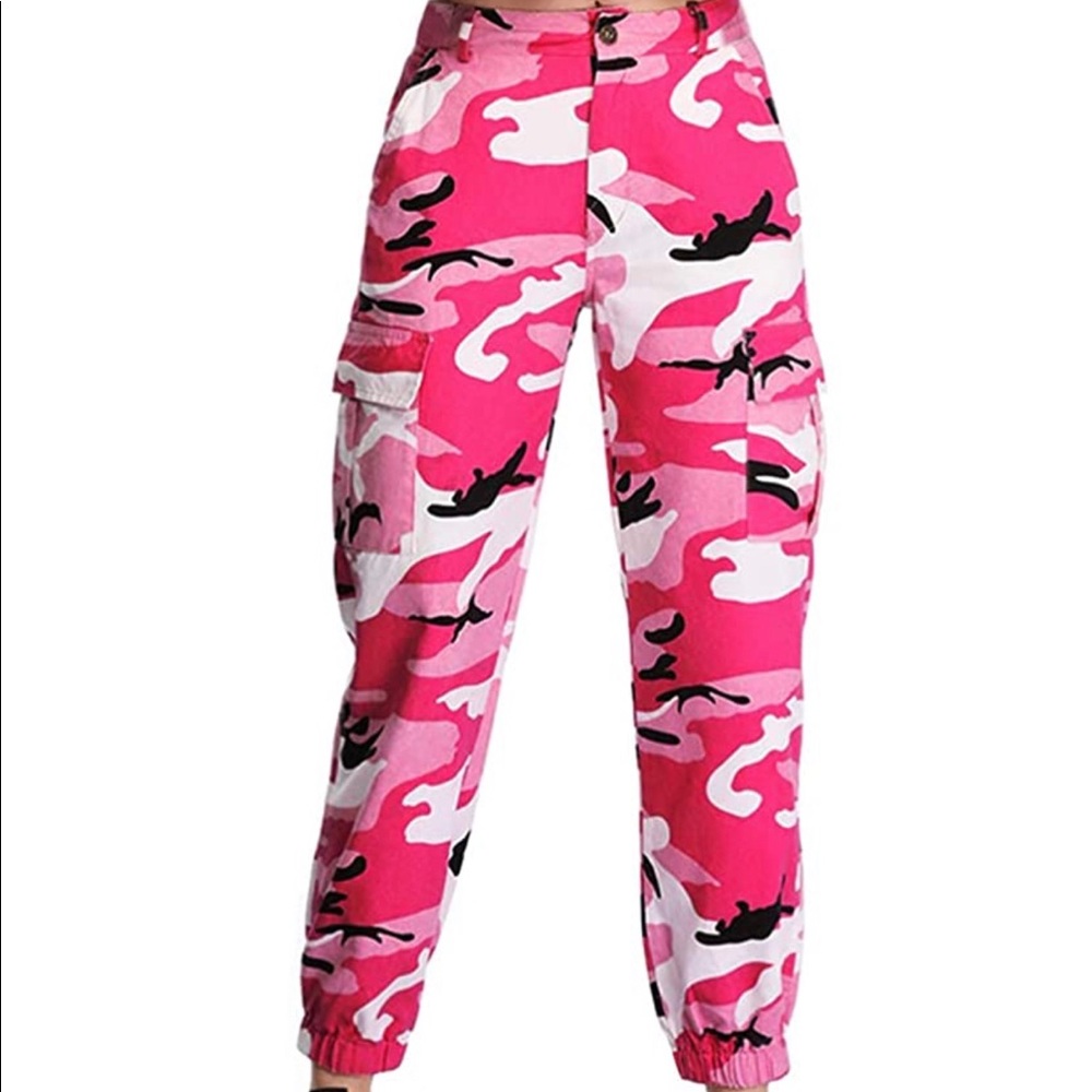 PINK CAMO PANTS